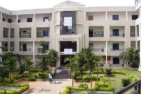 TKR College of Engineering and Technology: Ranking, Courses  .